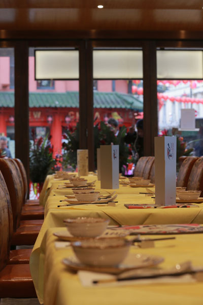 Jinli Chinatown restaurant seating