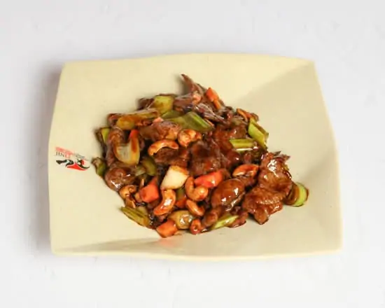 腰果牛肉 / Beef with Cashew Nuts