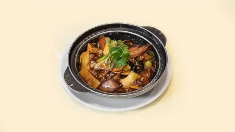 鱼香茄子煲 / Braised Aubergine / Mince Pork in Pot
