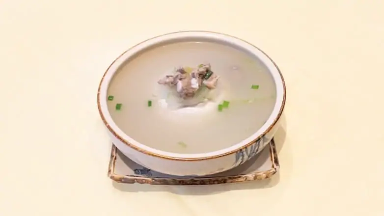 冬瓜排骨汤(大份) / Gourd / Spare Ribs Soup (Large)