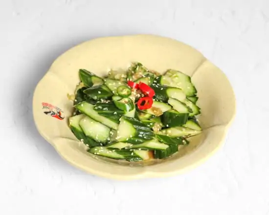拍黄瓜 / Marinated Smash Cucumber