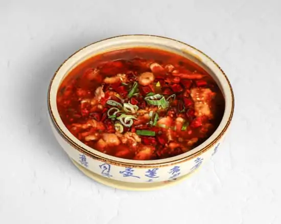 水煮牛肉 / Poached Sliced Beef in Hot Chilli Oil