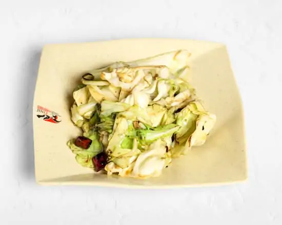 炝炒圆白菜 / Stir Fried Cabbage